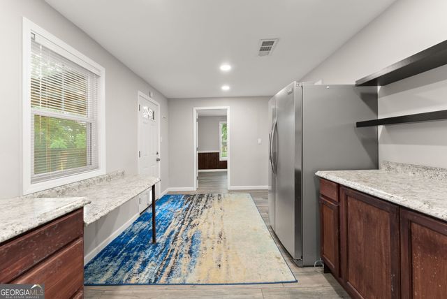 5702 Church Street, Flowery Branch, GA 30542