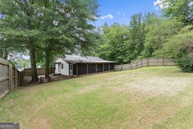 5702 Church Street, Flowery Branch, GA 30542