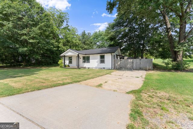 5702 Church Street, Flowery Branch, GA 30542