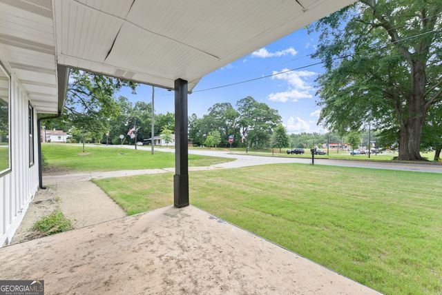 5702 Church Street, Flowery Branch, GA 30542