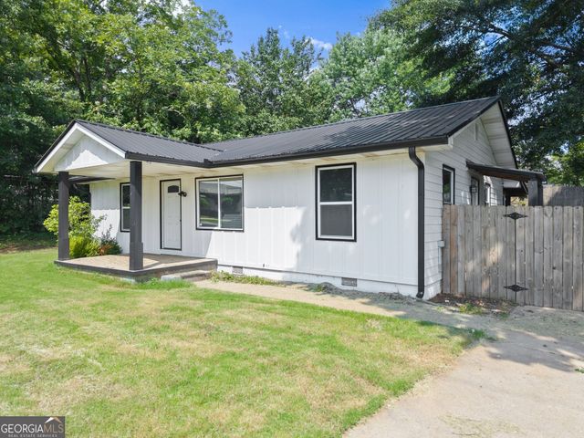 5702 Church Street, Flowery Branch, GA 30542