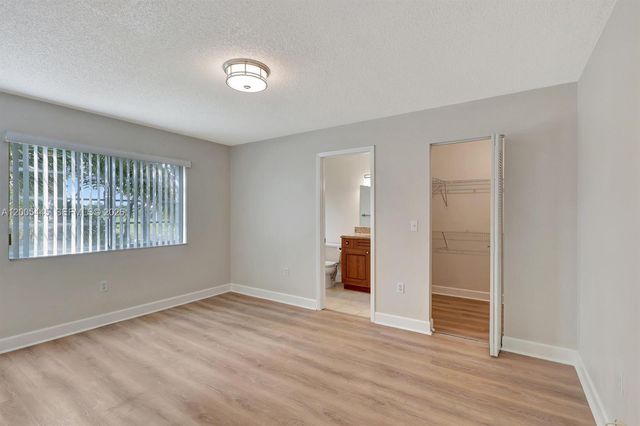 1733 Village Blvd 112, West Palm Beach, FL 33409