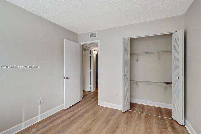 1733 Village Blvd 112, West Palm Beach, FL 33409