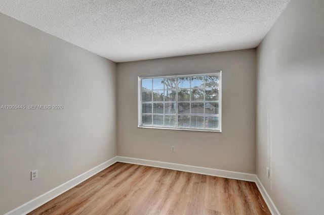1733 Village Blvd 112, West Palm Beach, FL 33409