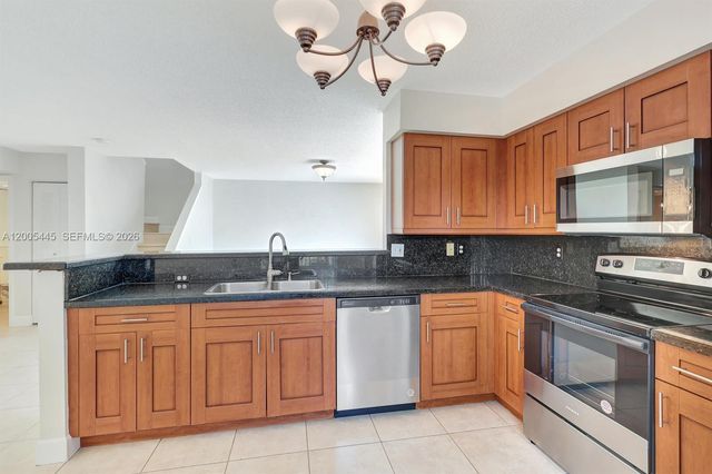 1733 Village Blvd 112, West Palm Beach, FL 33409