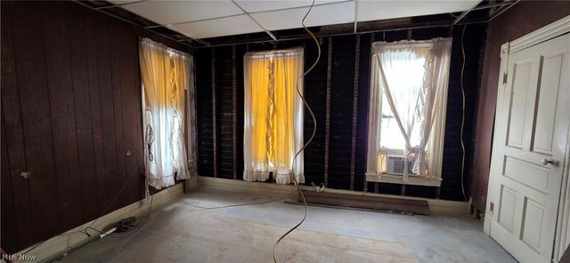 219 Whitely Street, Bridgeport, OH 43912