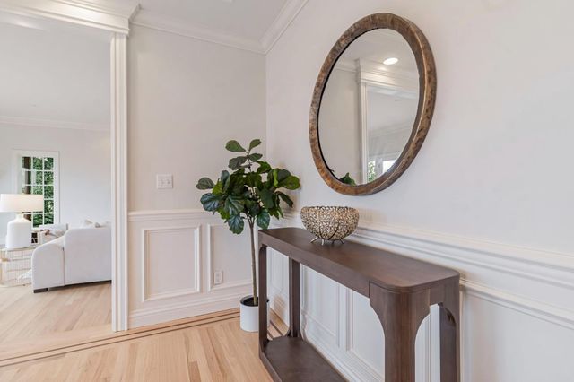 222 Oakley Avenue, San Carlos, CA 94070