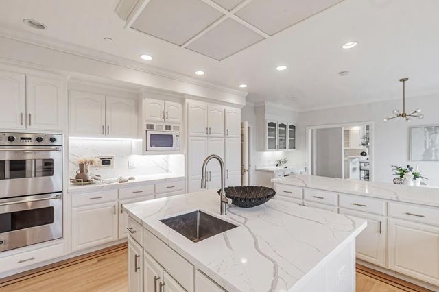 222 Oakley Avenue, San Carlos, CA 94070