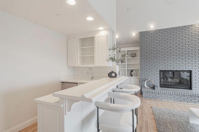 222 Oakley Avenue, San Carlos, CA 94070