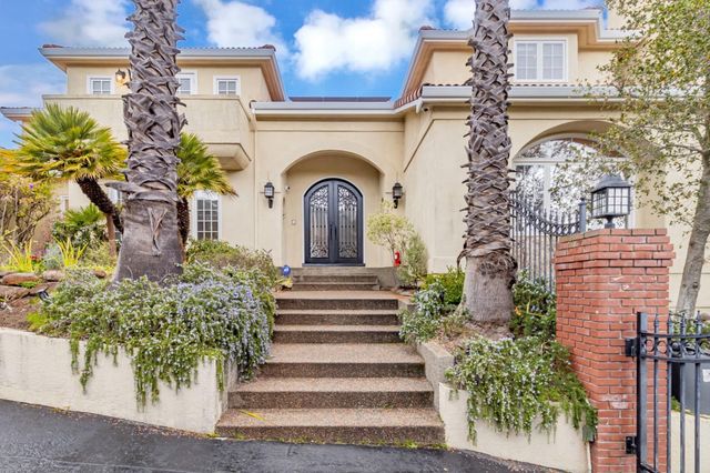 222 Oakley Avenue, San Carlos, CA 94070