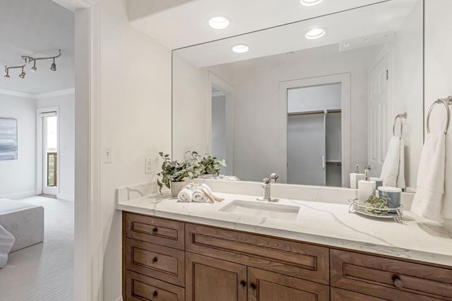 222 Oakley Avenue, San Carlos, CA 94070