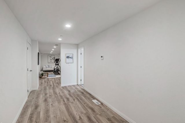 222 Oakley Avenue, San Carlos, CA 94070