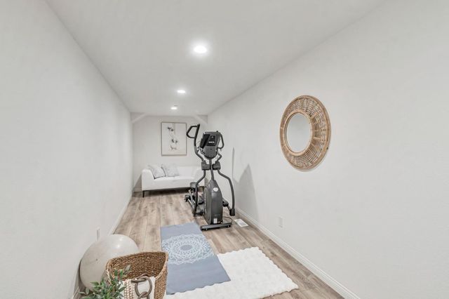 222 Oakley Avenue, San Carlos, CA 94070