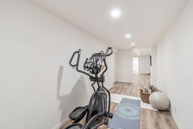222 Oakley Avenue, San Carlos, CA 94070
