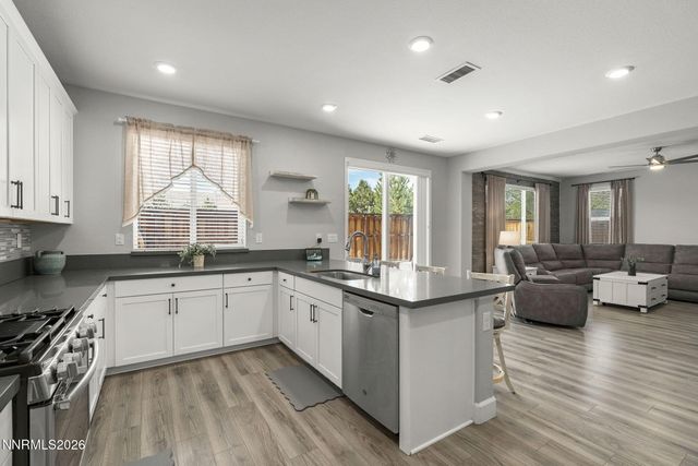 6049 Shining Sunset Drive, Sparks, NV 89436