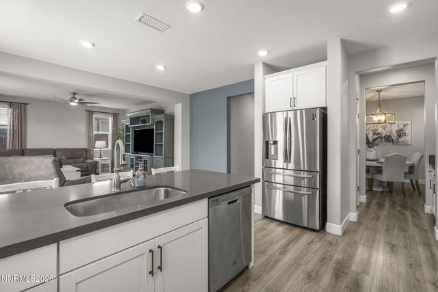 6049 Shining Sunset Drive, Sparks, NV 89436