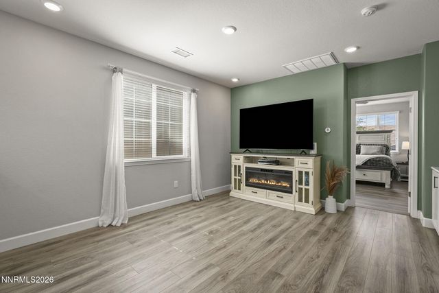 6049 Shining Sunset Drive, Sparks, NV 89436