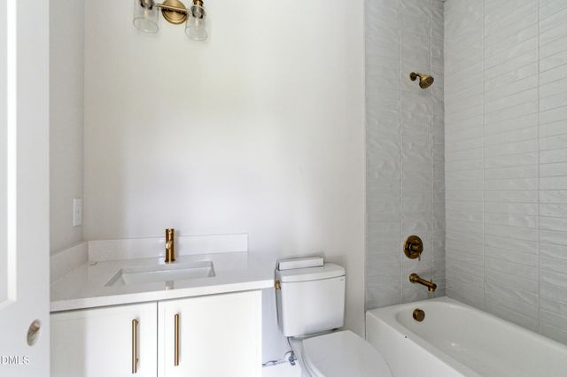 720 Noble Town Way 106, Raleigh, NC 27603