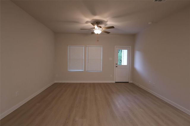 7722 Bergamot Cir, Magnolia, TX 77354