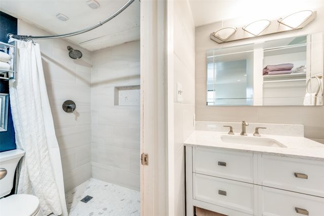 4130 Newton Avenue D, Dallas, TX 75219