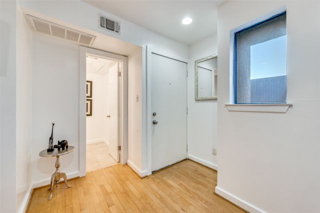 4130 Newton Avenue D, Dallas, TX 75219