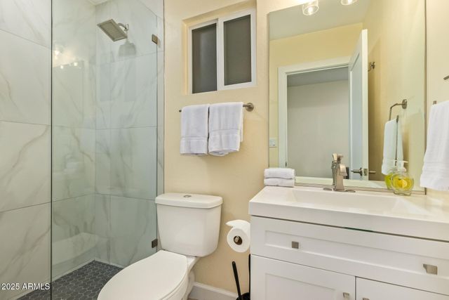 5839 E VOLTAIRE Avenue, Scottsdale, AZ 85254