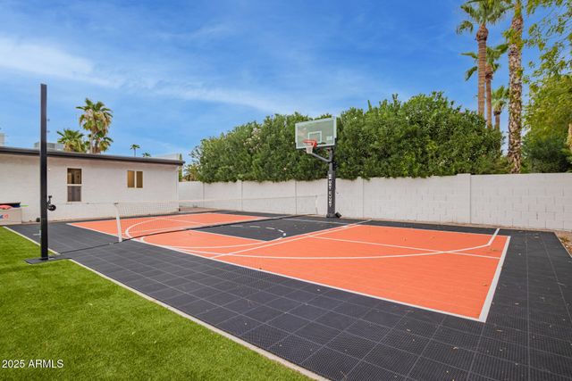 5839 E VOLTAIRE Avenue, Scottsdale, AZ 85254