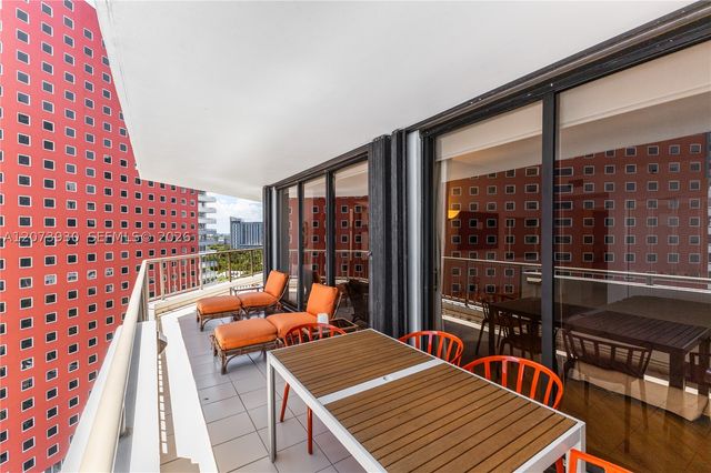 1581 Brickell Ave 1105, Miami, FL 33129