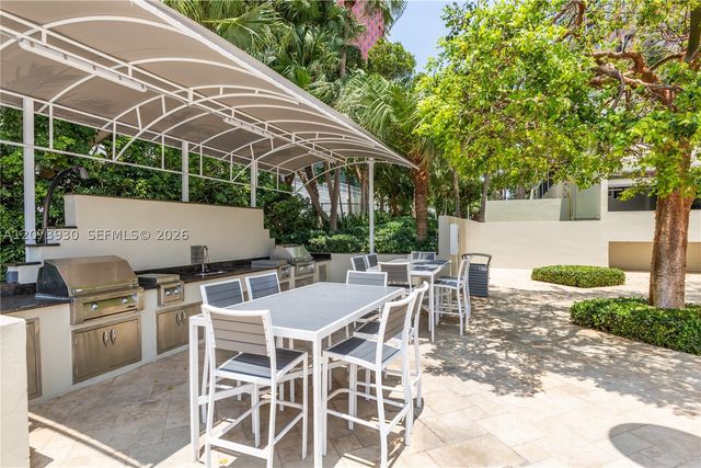 1581 Brickell Ave 1105, Miami, FL 33129