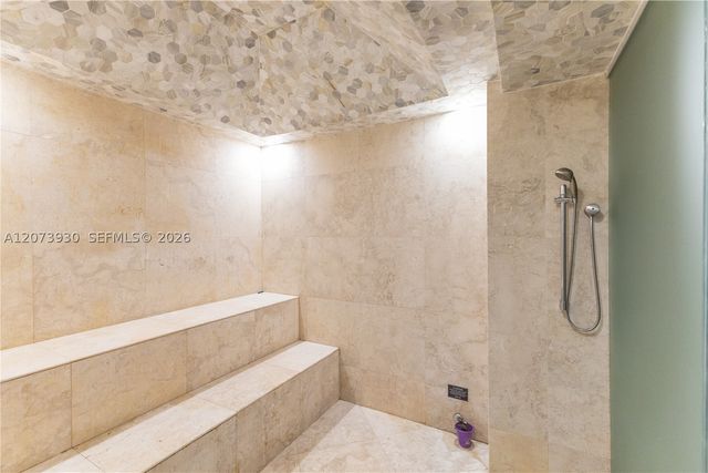 1581 Brickell Ave 1105, Miami, FL 33129