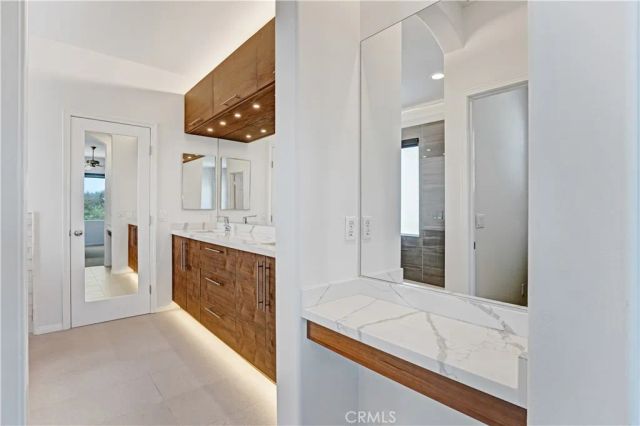 2588 Thorman, Tustin, CA 92782