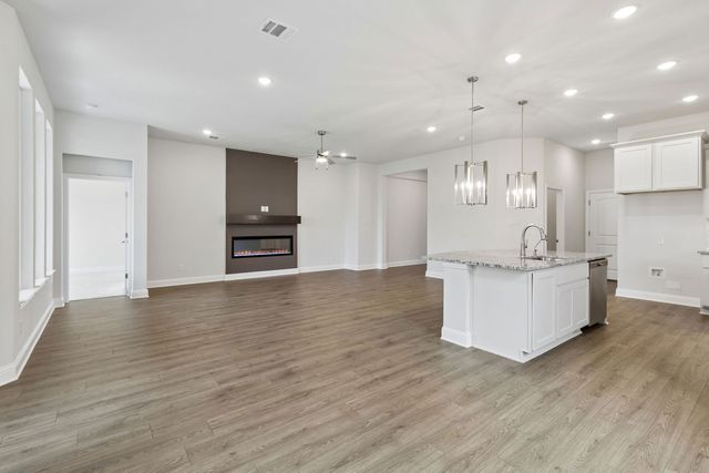 4552 Lyre Leaf Drive, Fort Worth, TX 76036