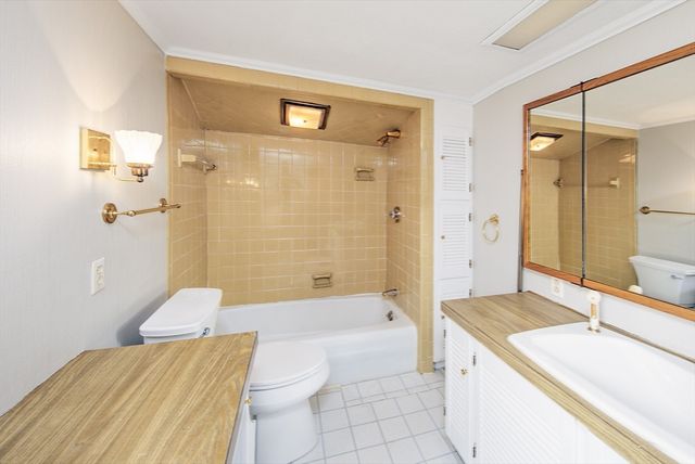 64 Livingstone Ave, Beverly, MA 01915