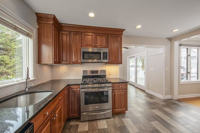 64 Livingstone Ave, Beverly, MA 01915