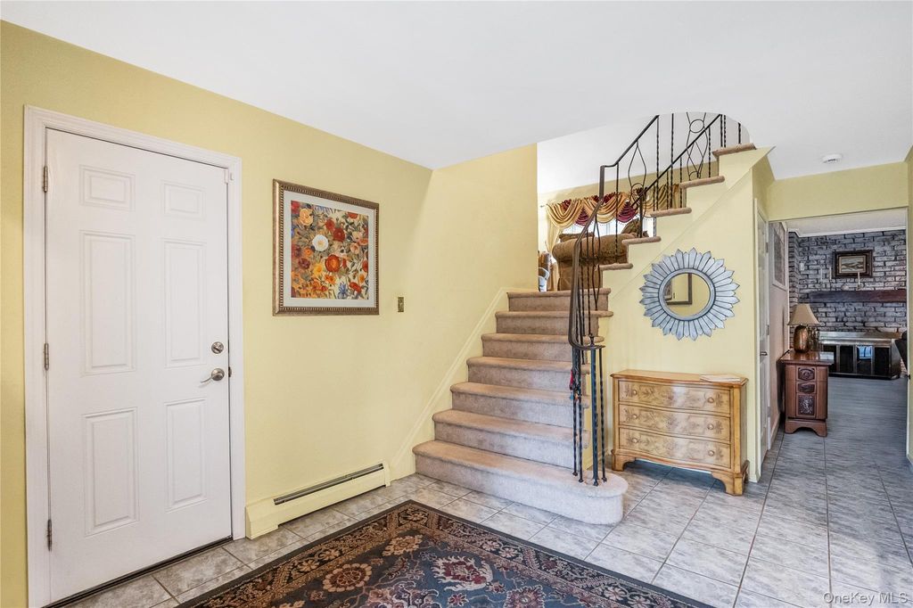 15 Melrose Lane, Commack, NY 11725 — photo 4