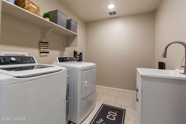 12148 E Domnitch Drive, Vail, AZ 85641