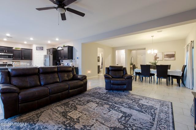 12148 E Domnitch Drive, Vail, AZ 85641