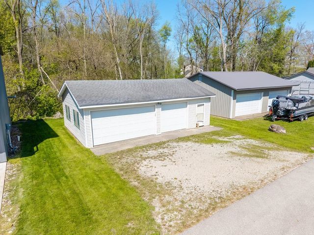 200 Lane 510D Lake James, Fremont, IN 46737