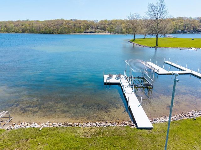 200 Lane 510D Lake James, Fremont, IN 46737