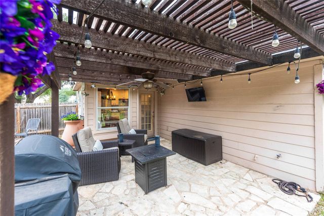 1006 Savanna LN, Cedar Park, TX 78613