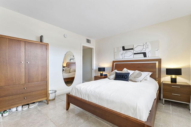 2871 N Ocean Boulevard F339, Boca Raton, FL 33431