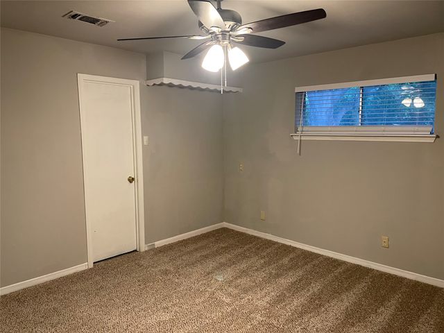 930 Lindy Court, Irving, TX 75060