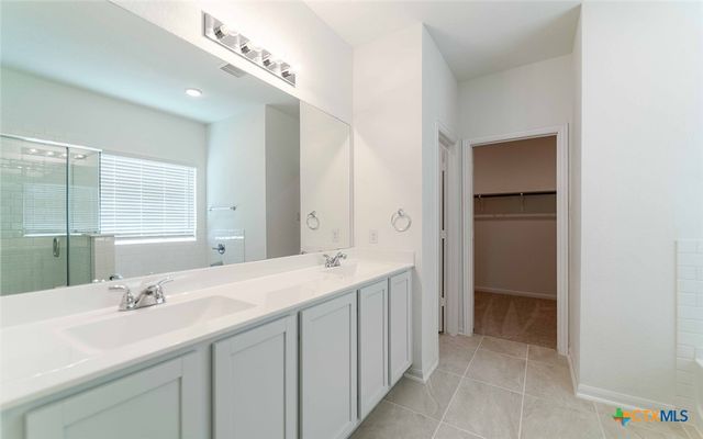 1225 Agnus Grove, Seguin, TX 78155