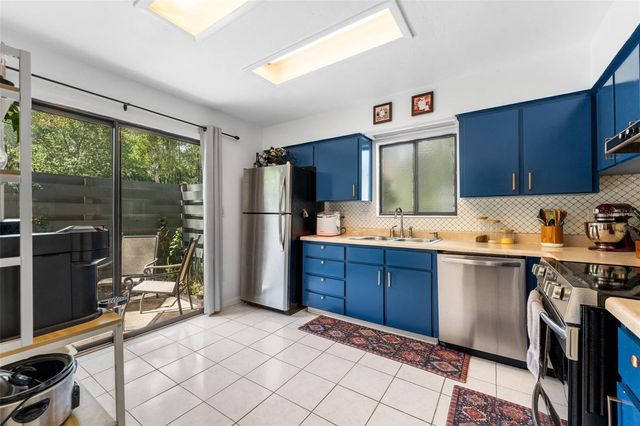2424 NW 47TH LANE, Gainesville, FL 32605