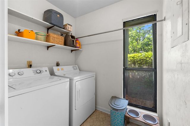 2424 NW 47TH LANE, Gainesville, FL 32605