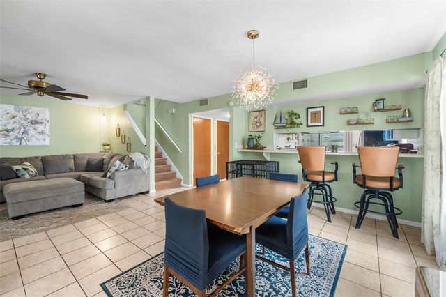 2424 NW 47TH LANE, Gainesville, FL 32605