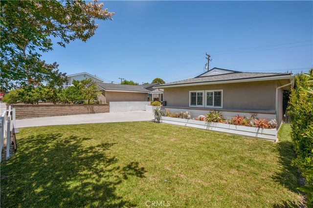 25038 Eshelman Avenue, Lomita, CA 90717