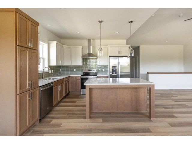 1127 Parkview Street, Cottage Grove, WI 53527