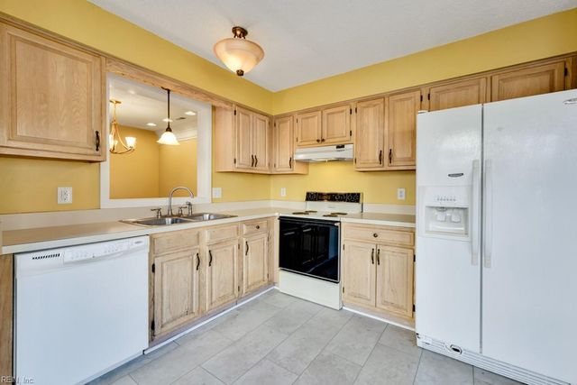 1005 Hanson WAY, Virginia Beach, VA 23454