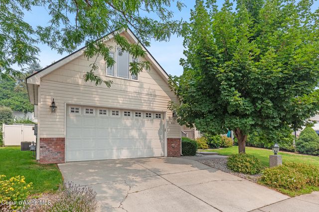 701 E Kokanee Dr, Post Falls, ID 83854